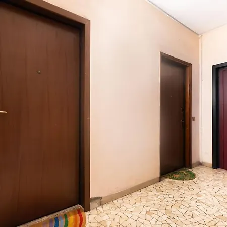 Casa Azzurra -central Station-free Luggage Storage Apartment Milan